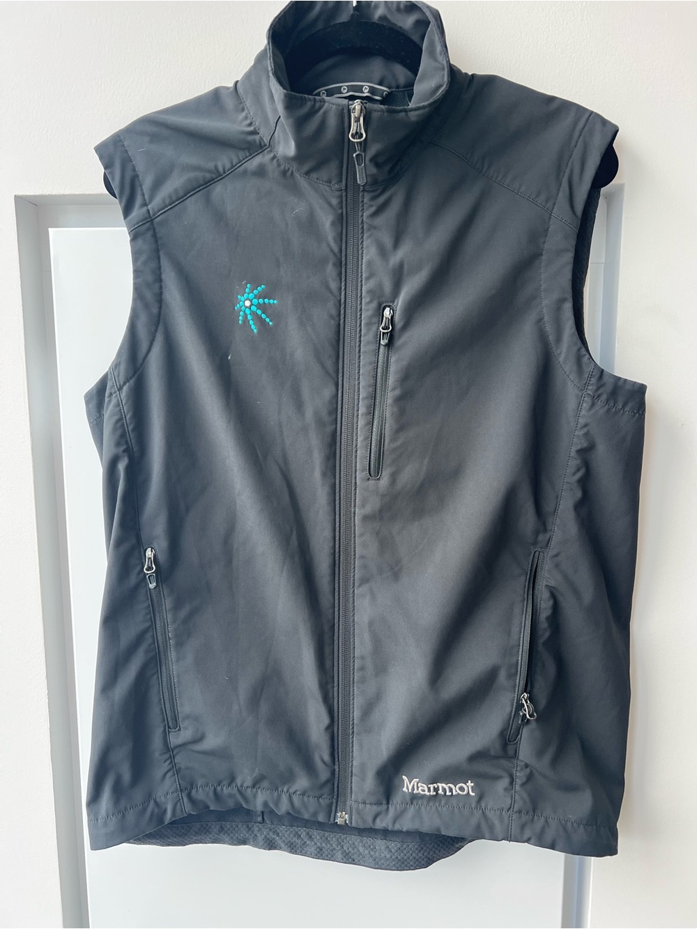 Marmot Men’s M Black Softshell Vest Tradeweb Embroidered Outdoor Hiking